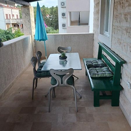 Apartments Marino - Near Family Friendly Beach سوبيتار المظهر الخارجي الصورة